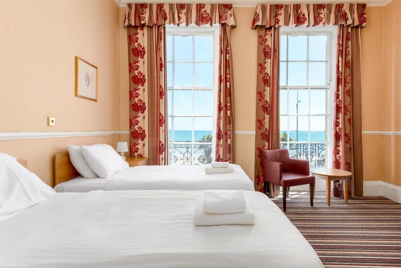 Russell Hotel 3*